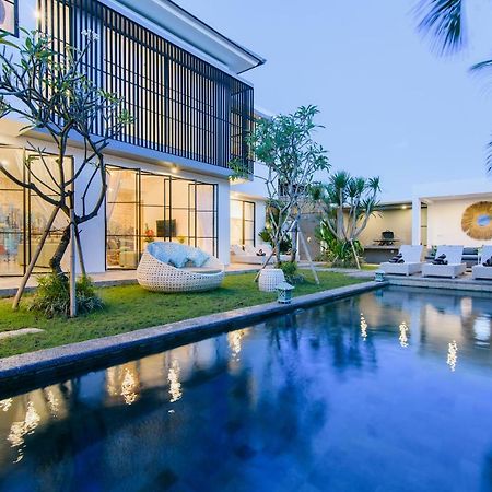 Villa Como Close To Finns Beach Club Kuta  Luaran gambar